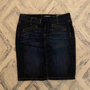 Gap denim skirt. Barely worn